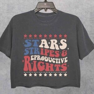 Charcoal Graphic crop T-Shirt